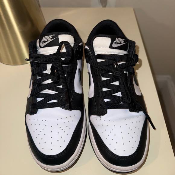 Nike Classic Black and White Sneakers - Picture 1 of 5